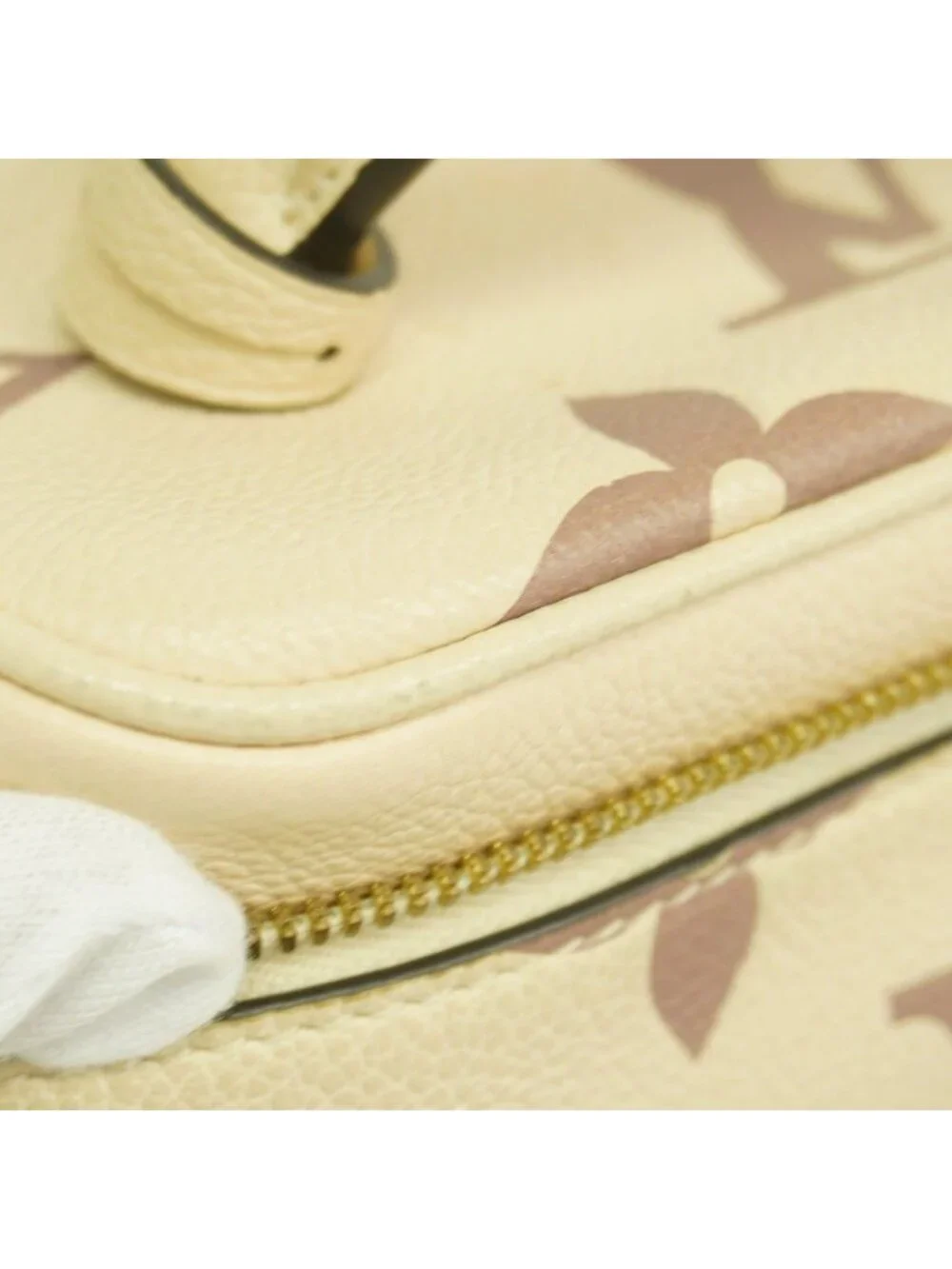 Louis Vuitton Vanity Bag Monogram Empreinte Bicolor PM Cream Bois Droz 2-Way
